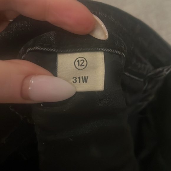 Ripped Black Fringed High waisted rhinestone shorts - Picture 4 of 4